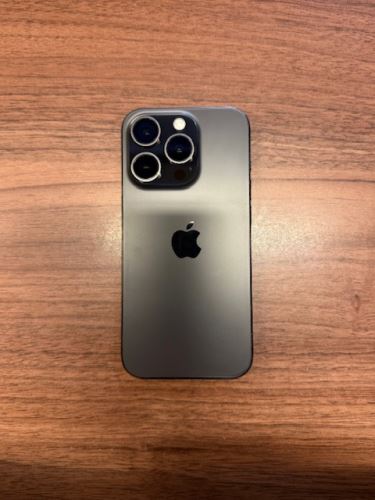 Apple iPhone 15 Pro 128GB - NOVÁ BATERIE